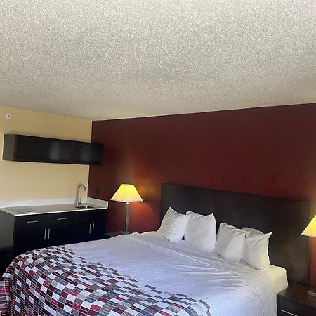Red Roof Inn & Suites Indianapolis Airport Dış mekan fotoğraf