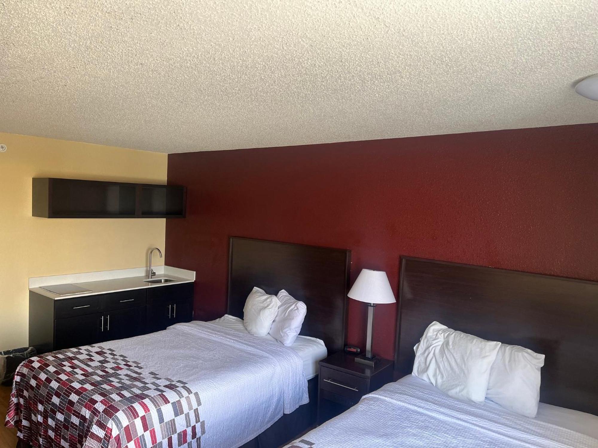 Red Roof Inn & Suites Indianapolis Airport Dış mekan fotoğraf